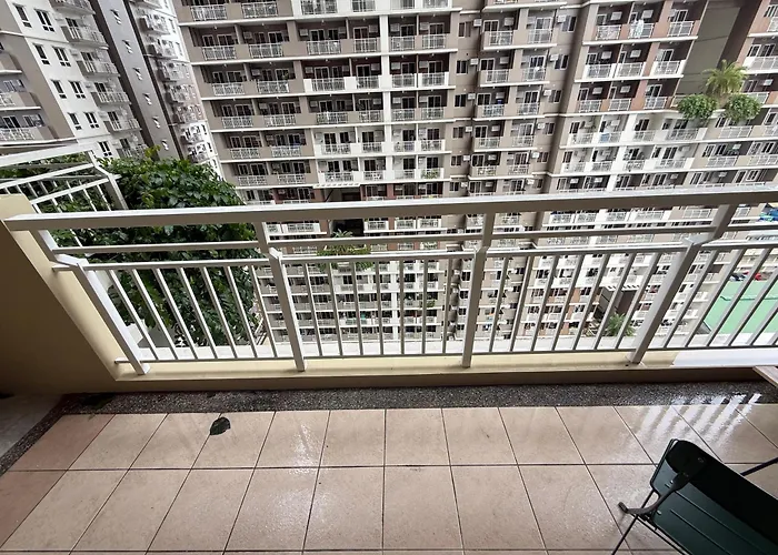 Aesthetic Cozy Modern 4* Manila